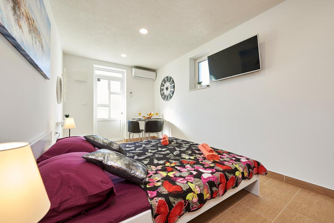 Studio Apartment Bascan تروغير المظهر الخارجي الصورة